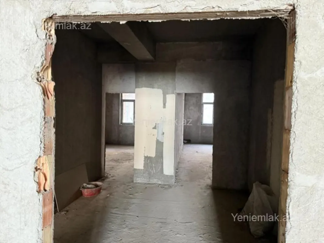 Satılır 4 otaqlı yeni tikili 255 m²
