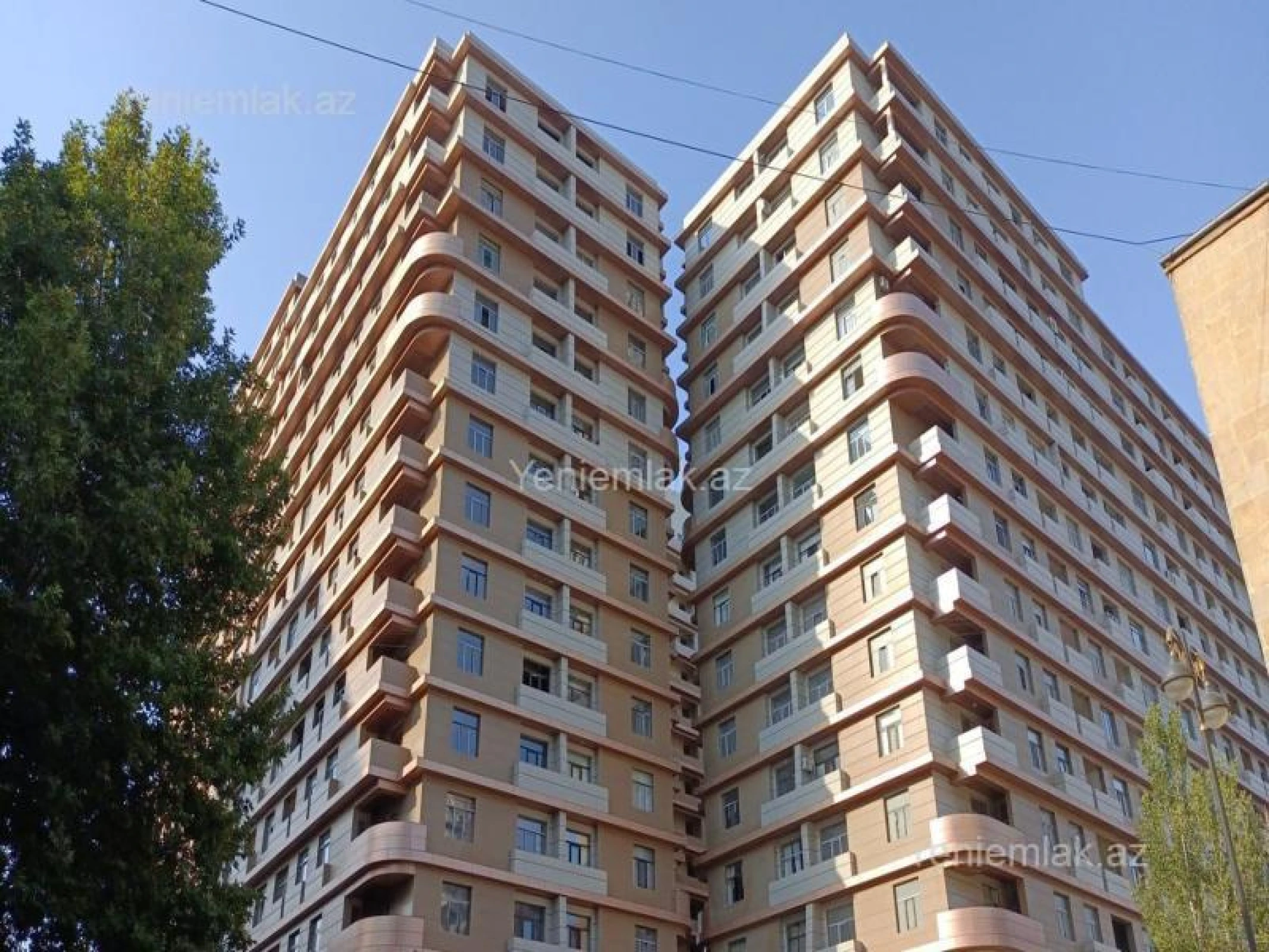 Satılır 4 otaqlı yeni tikili 255 m²