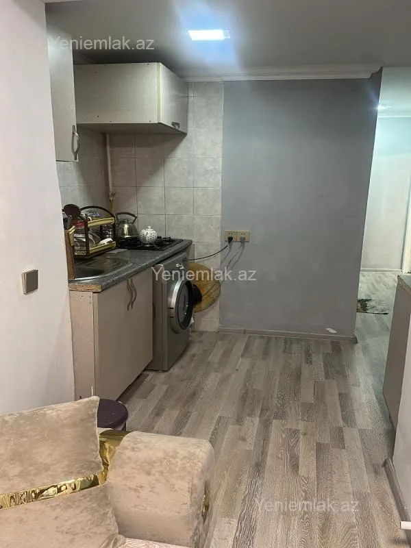 Satılır 2 otaqlı köhnə tikili 50 m²
