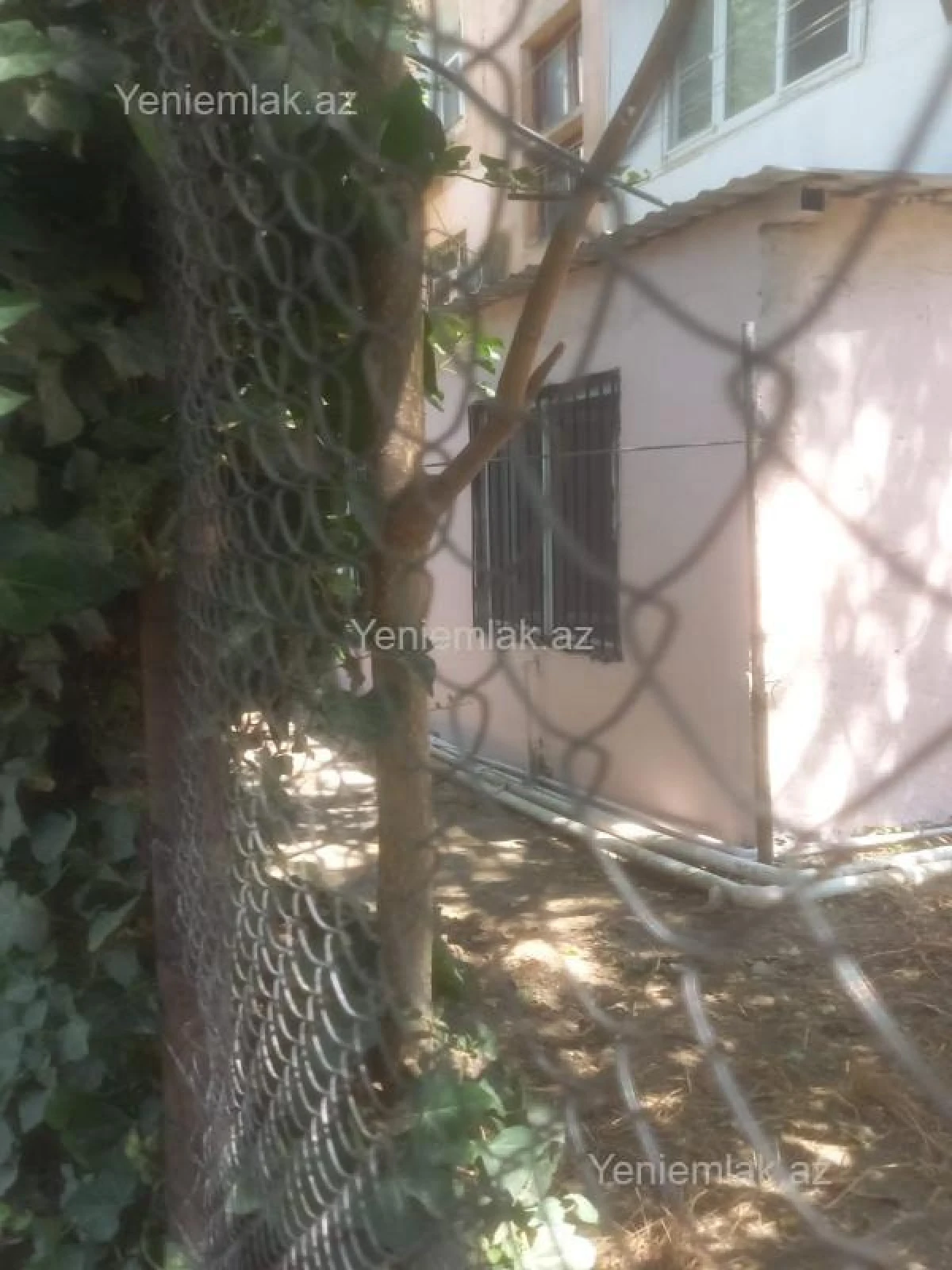 Satılır 2 otaqlı köhnə tikili 50 m²