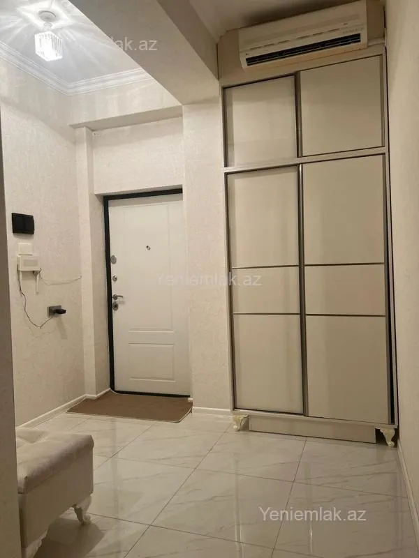 Satılır 2 otaqlı yeni tikili 67 m²