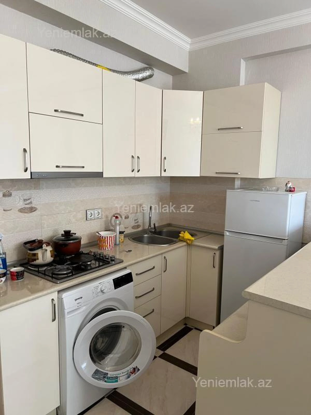 Satılır 2 otaqlı yeni tikili 65 m²