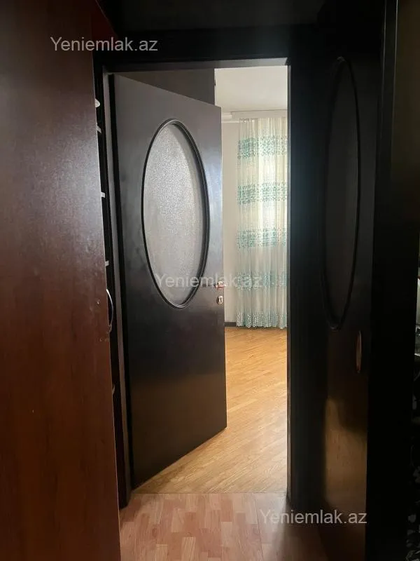 Satılır 2 otaqlı köhnə tikili 30 m²