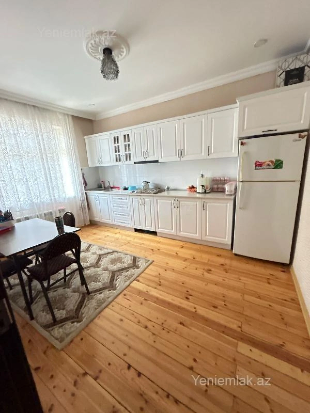 Satılır 5 otaqlı həyət evi 160 m²