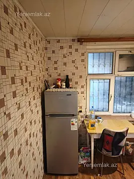 Satılır 2 otaqlı köhnə tikili 55 m²
