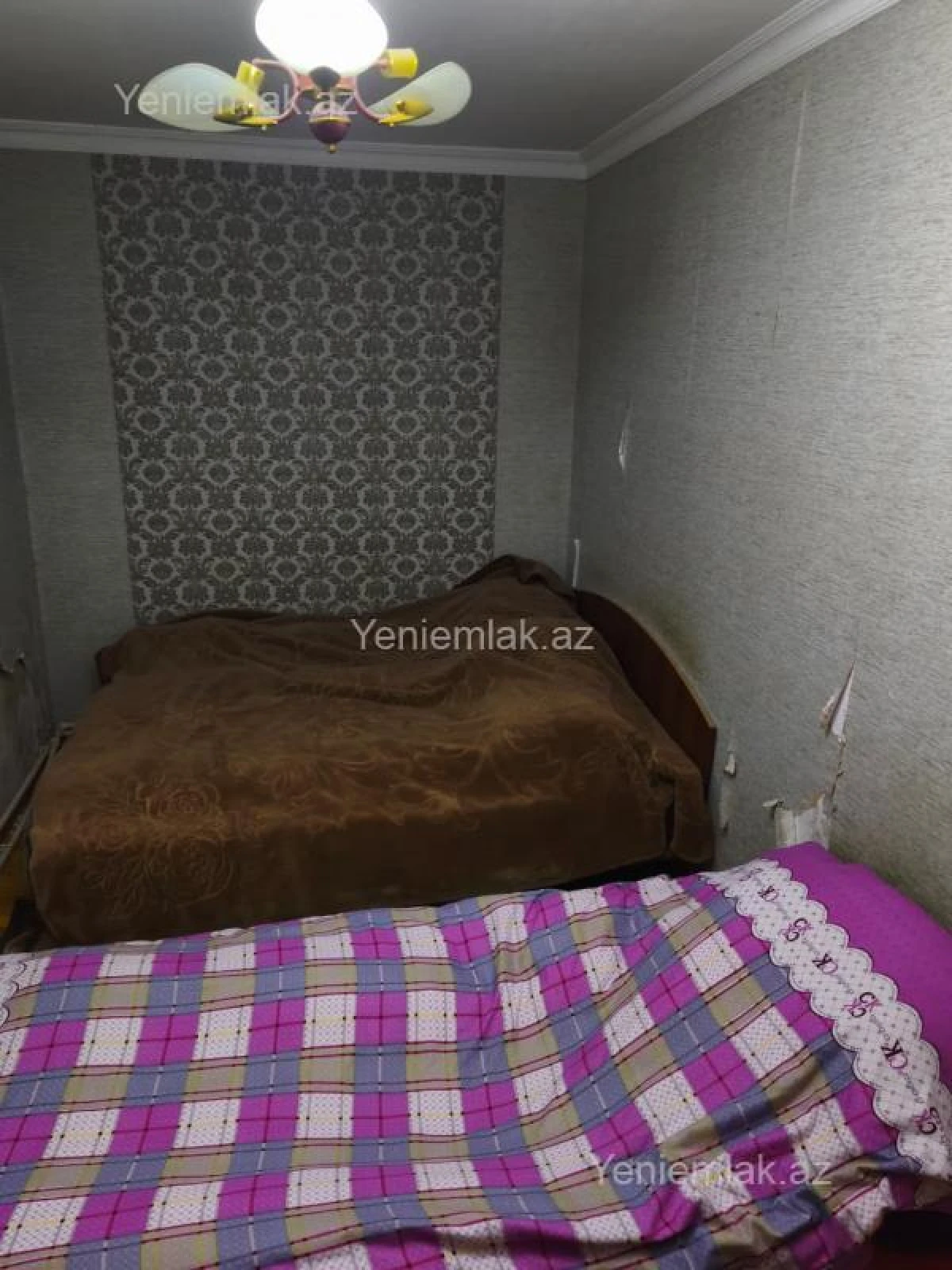 Satılır 2 otaqlı köhnə tikili 55 m²