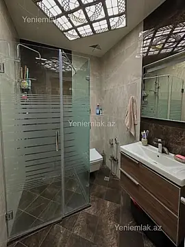 Satılır 4 otaqlı yeni tikili 150 m²