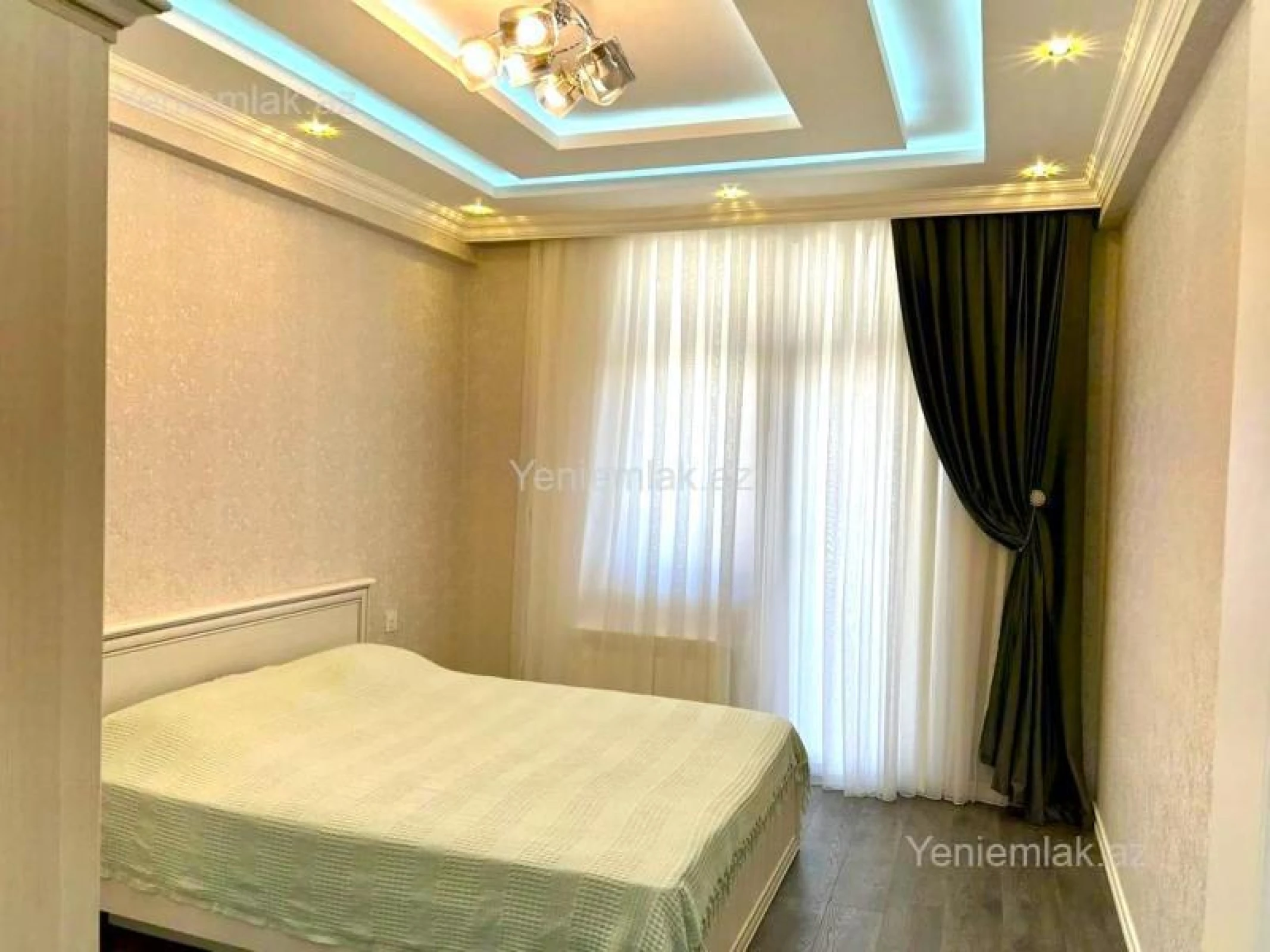 Satılır 2 otaqlı yeni tikili 60 m²