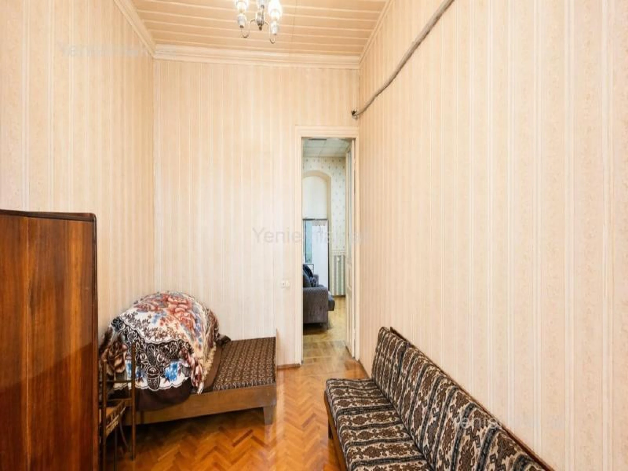 Satılır 3 otaqlı köhnə tikili 70 m²