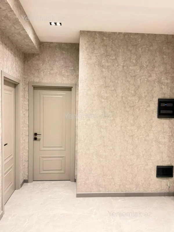 Satılır 2 otaqlı yeni tikili 76 m²