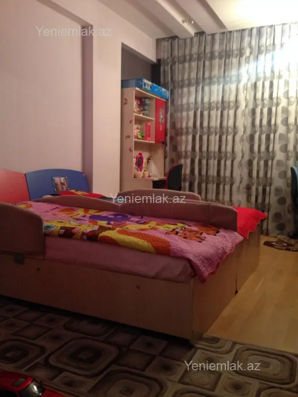 Satılır 3 otaqlı yeni tikili 150 m²