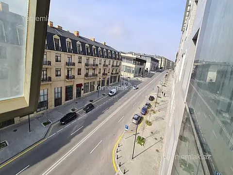 Satılır 4 otaqlı yeni tikili 220 m²