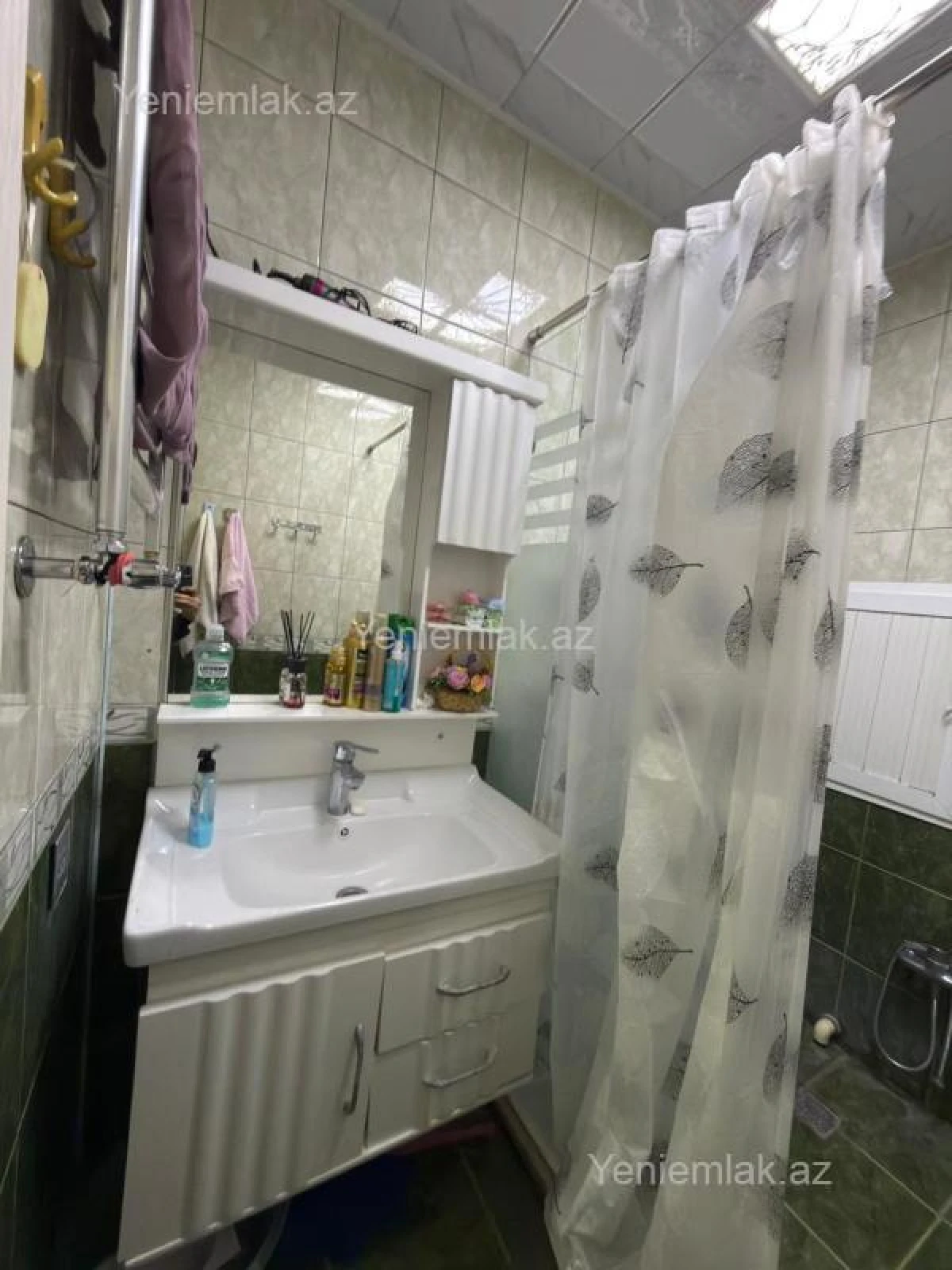 Satılır 2 otaqlı yeni tikili 77 m²