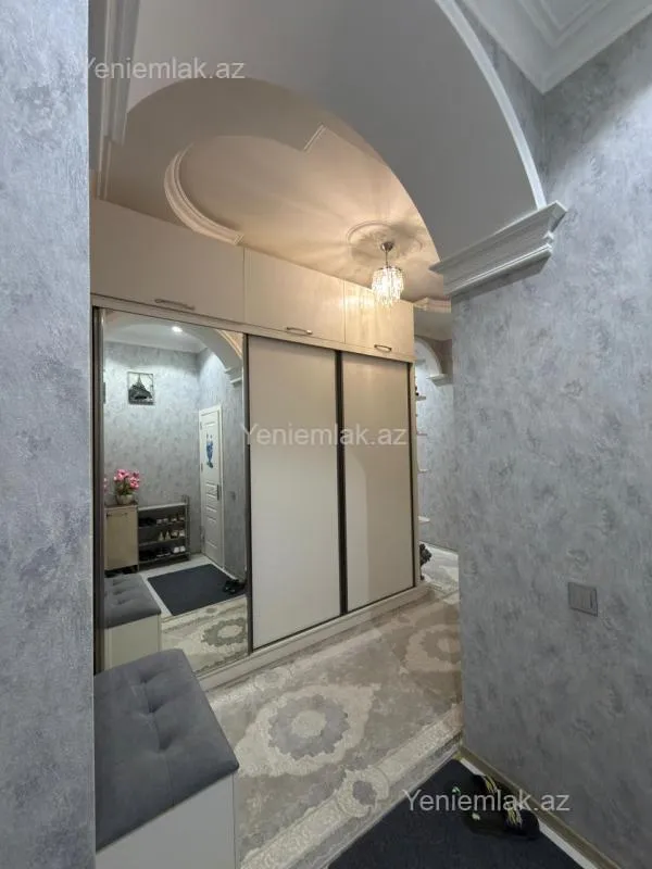 Satılır 2 otaqlı yeni tikili 77 m²