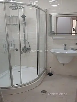 Satılır 2 otaqlı yeni tikili 95 m²