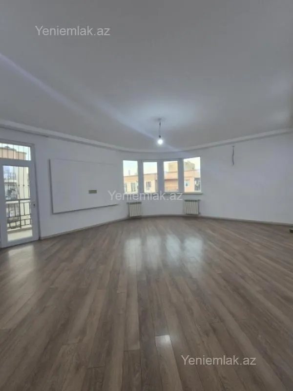 Satılır 2 otaqlı yeni tikili 95 m²