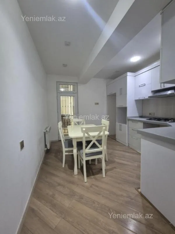 Satılır 2 otaqlı yeni tikili 95 m²