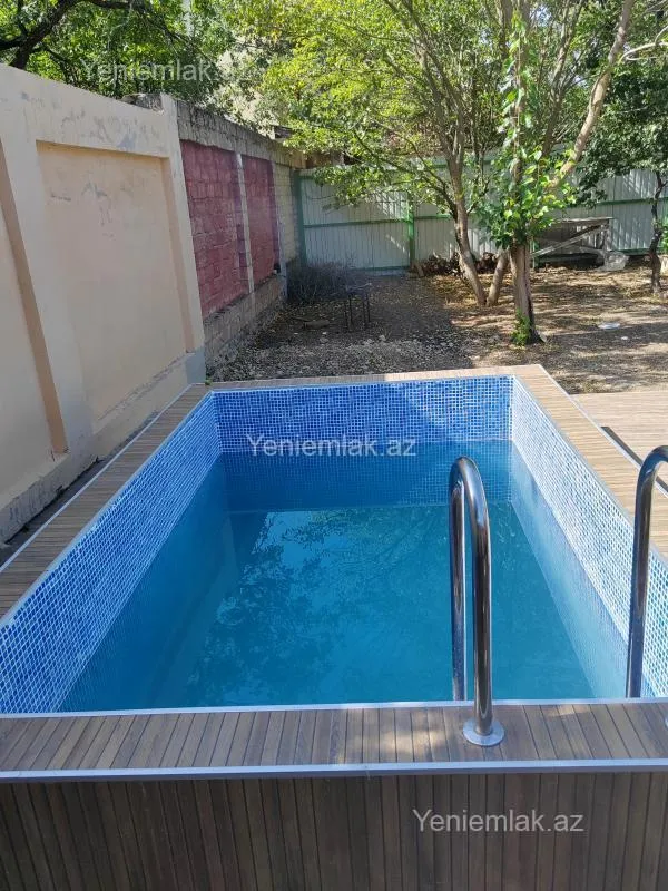 Satılır 7 otaqlı həyət evi 180 m²