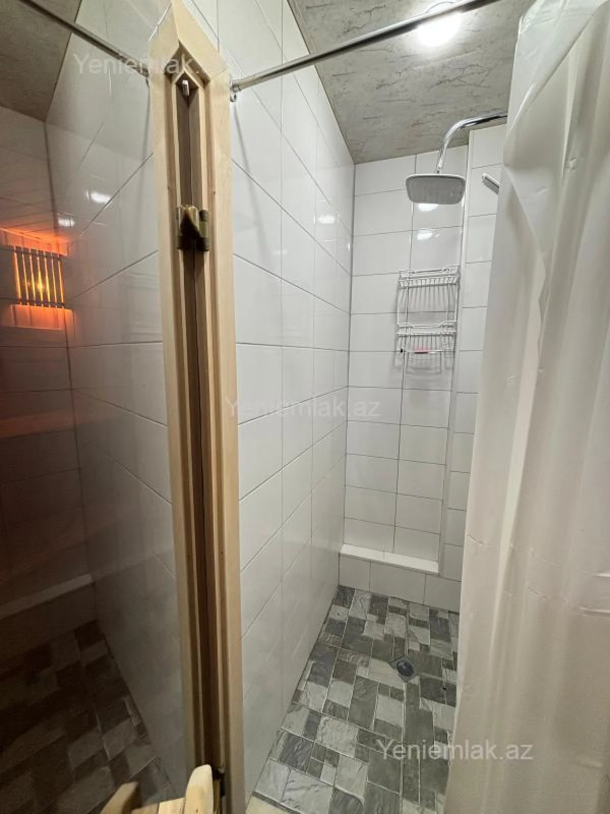 Satılır 7 otaqlı həyət evi 180 m²