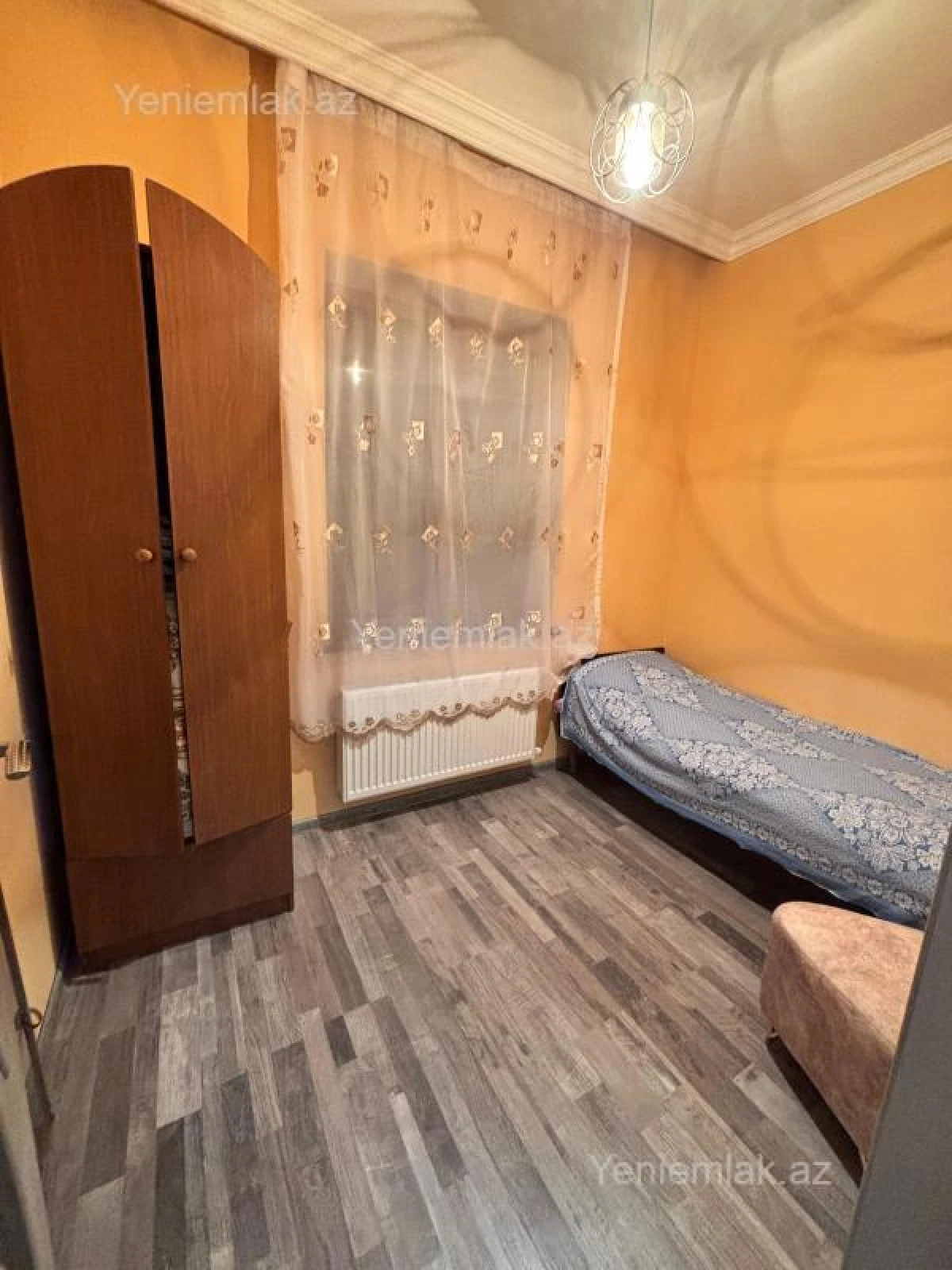 Satılır 7 otaqlı həyət evi 180 m²