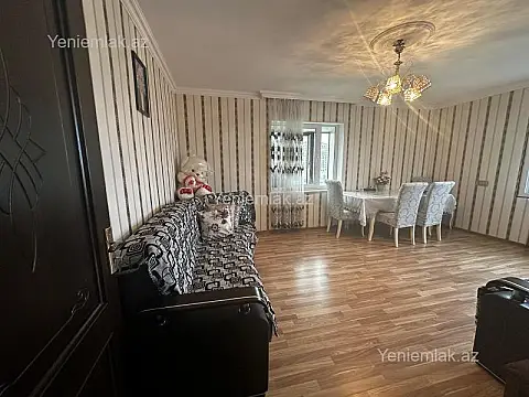 Satılır 2 otaqlı köhnə tikili 50 m² — Sumqayıt, 3-cü mikrorayon 2 otaq 50.00 m²