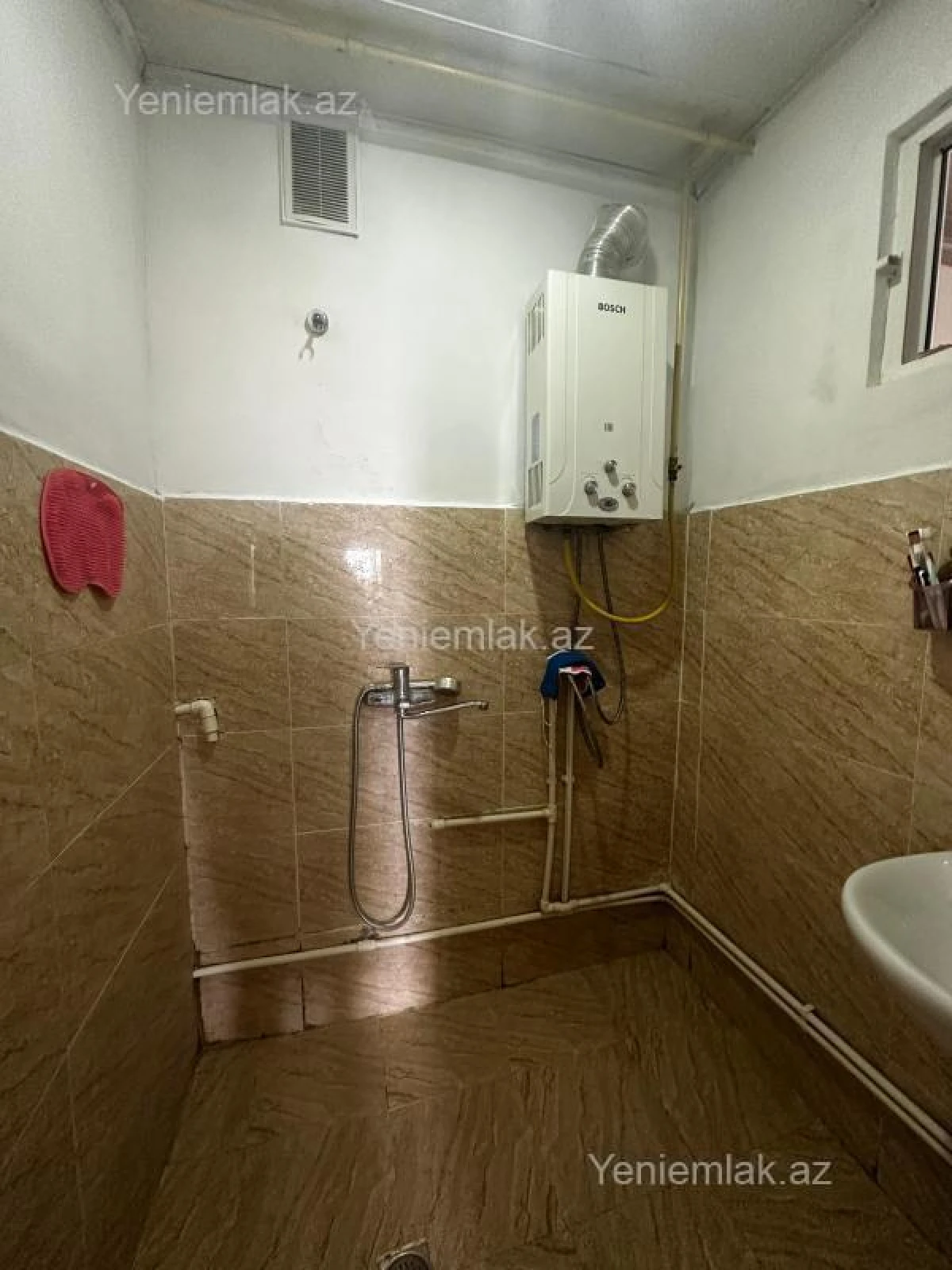 Satılır 2 otaqlı köhnə tikili 50 m²
