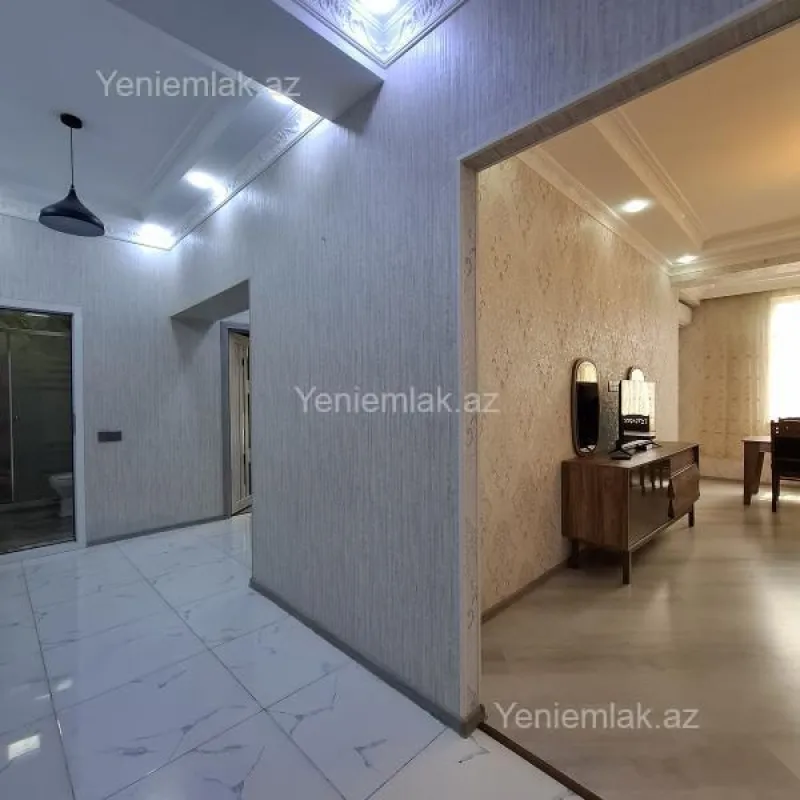 Satılır 2 otaqlı yeni tikili 75 m²