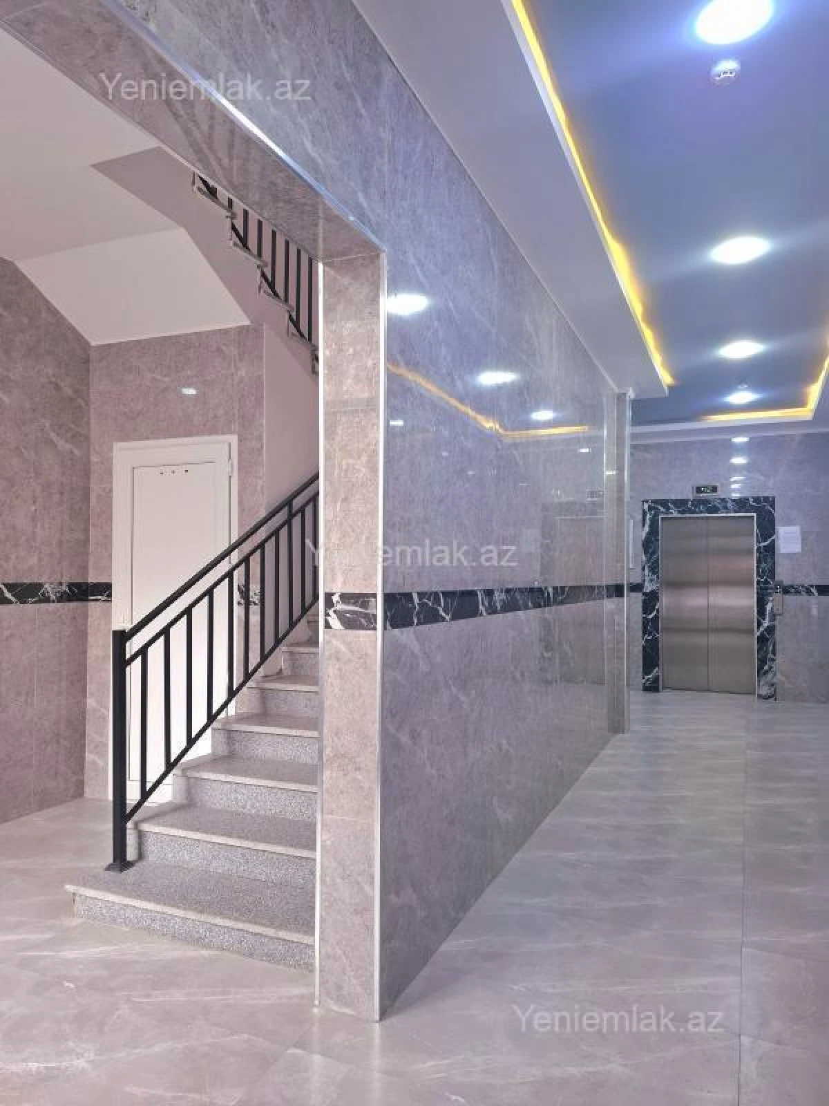 Satılır 2 otaqlı yeni tikili 75 m²