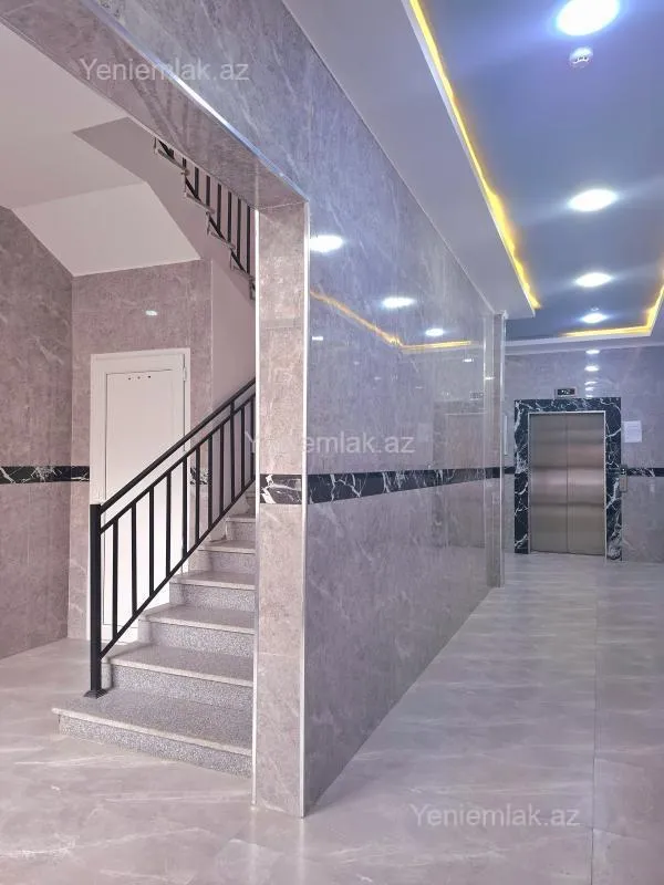 Satılır 2 otaqlı yeni tikili 75 m²