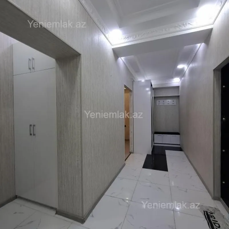Satılır 2 otaqlı yeni tikili 75 m²