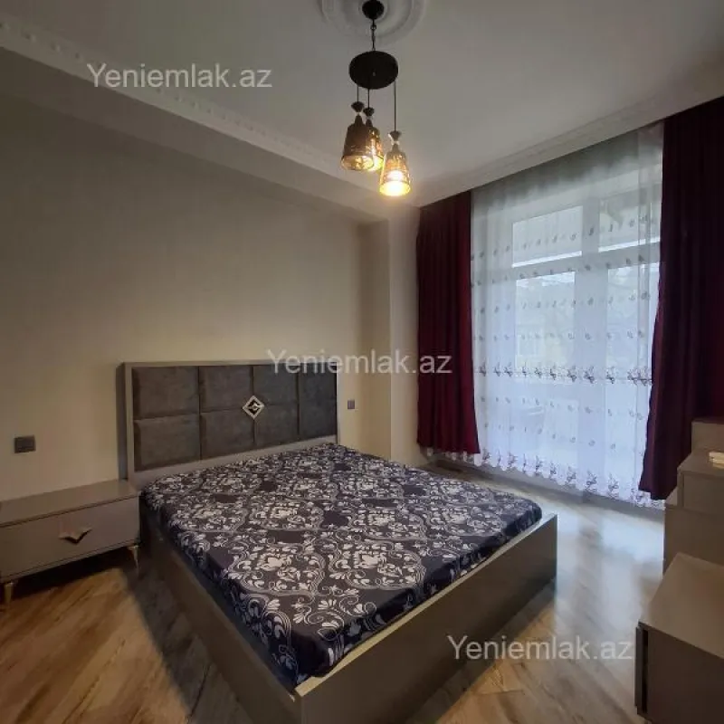Satılır 2 otaqlı yeni tikili 75 m²