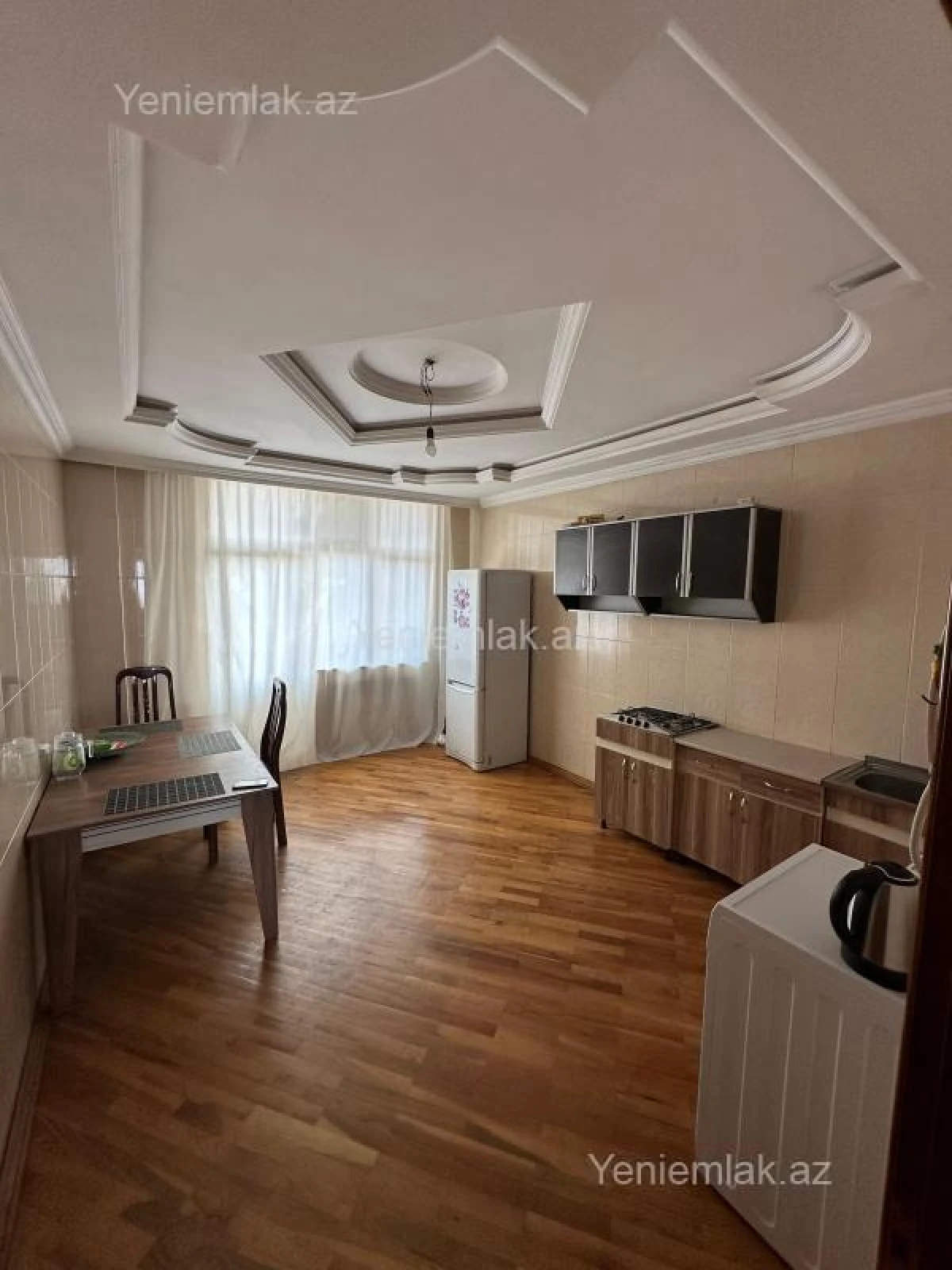 Satılır 3 otaqlı yeni tikili 112 m²