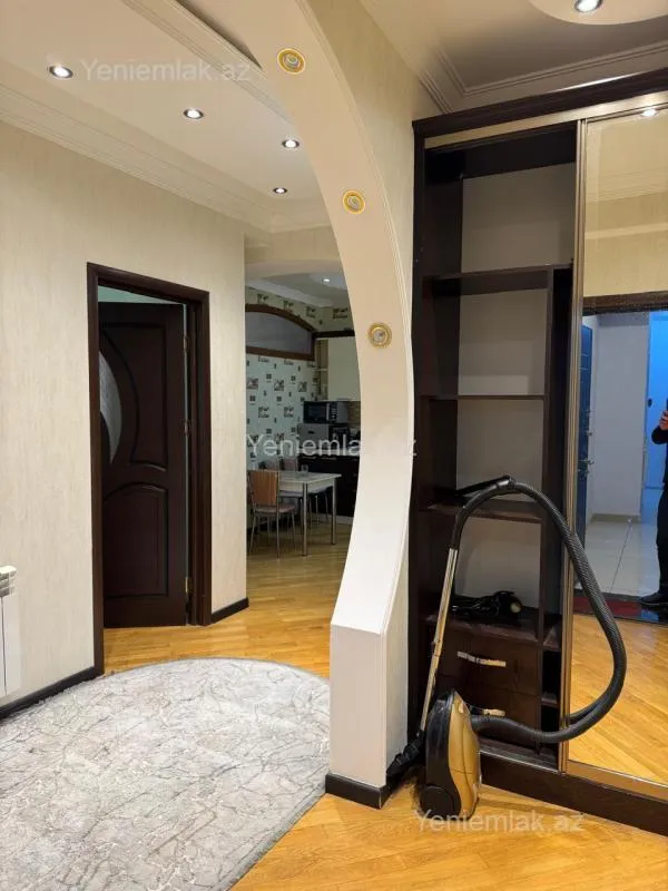 Satılır 3 otaqlı yeni tikili 96 m²