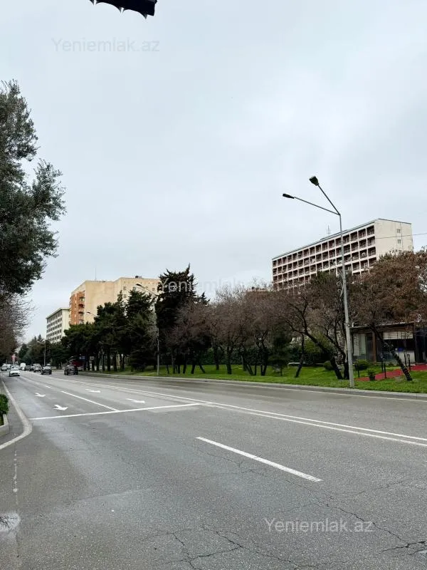 Satılır 3 otaqlı yeni tikili 110 m²