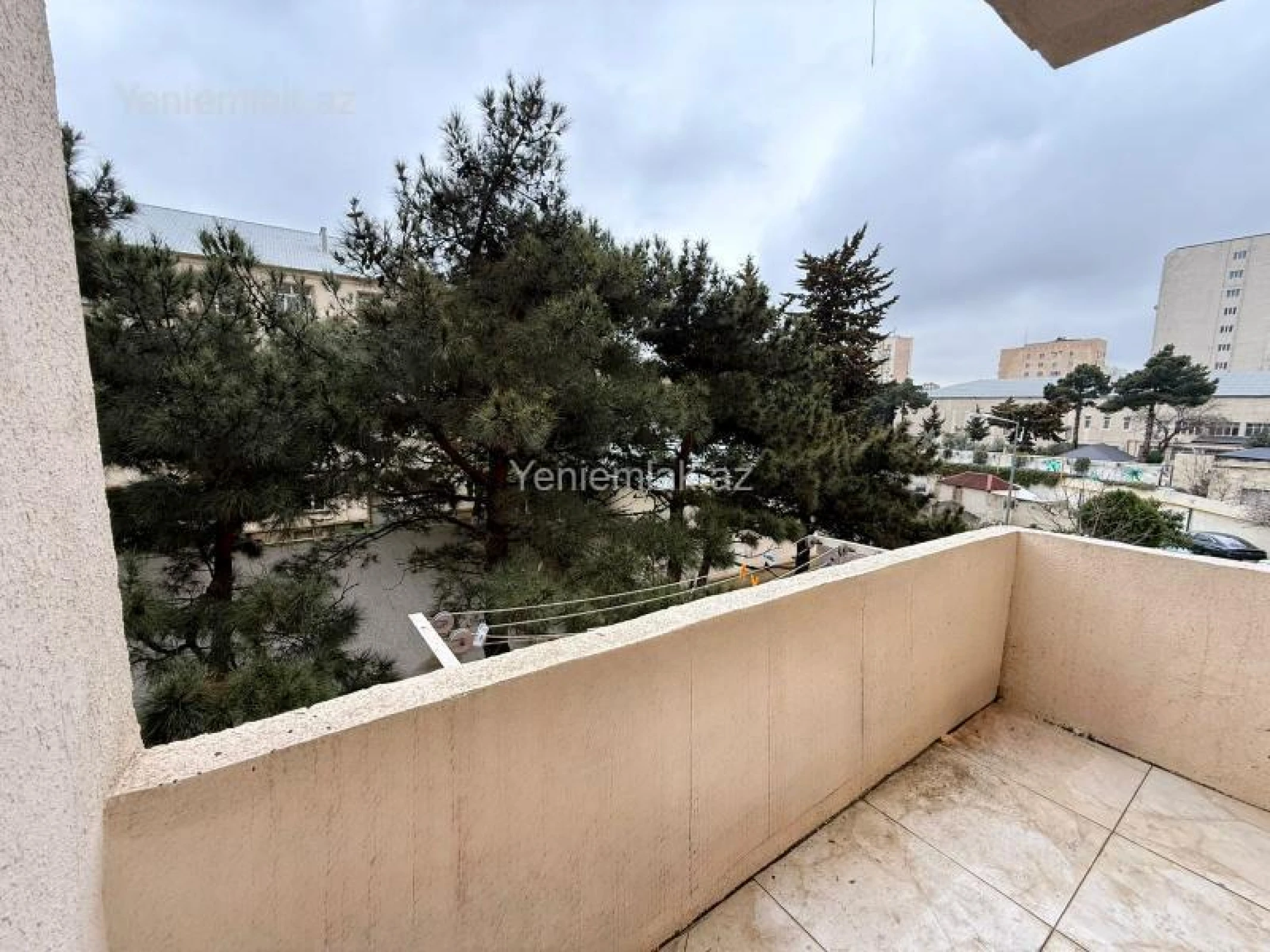 Satılır 3 otaqlı yeni tikili 110 m²