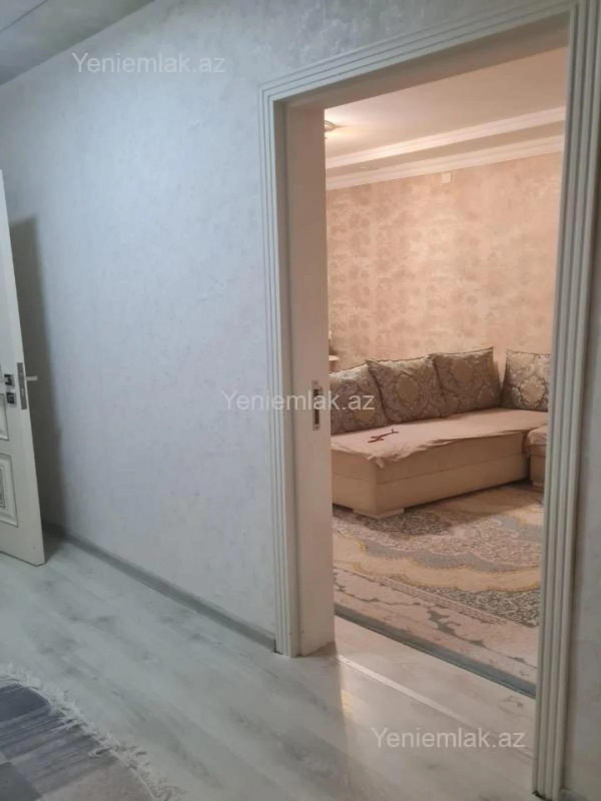 Satılır 3 otaqlı köhnə tikili 72 m²