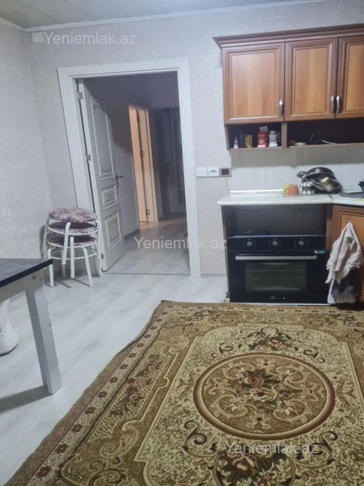 Satılır 3 otaqlı köhnə tikili 72 m²