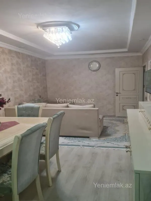 Satılır 3 otaqlı köhnə tikili 72 m²