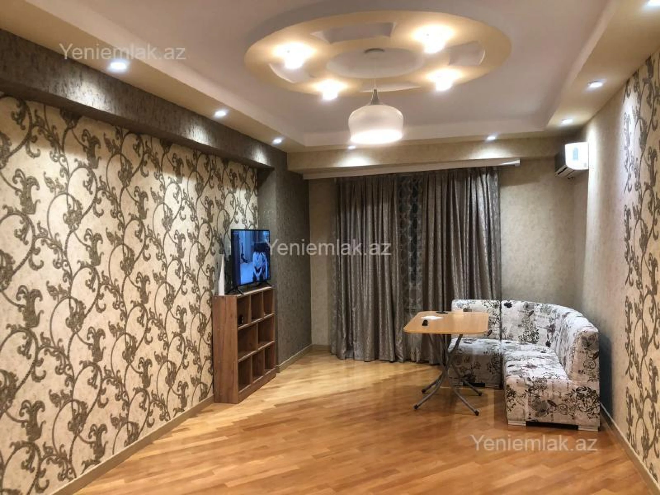 Satılır 3 otaqlı yeni tikili 115 m²
