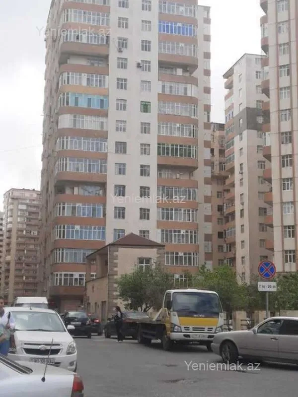 Satılır 3 otaqlı yeni tikili 95.5 m²