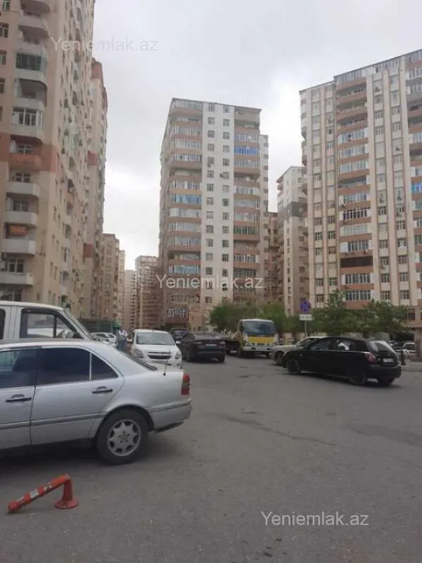 Satılır 3 otaqlı yeni tikili 95.5 m²