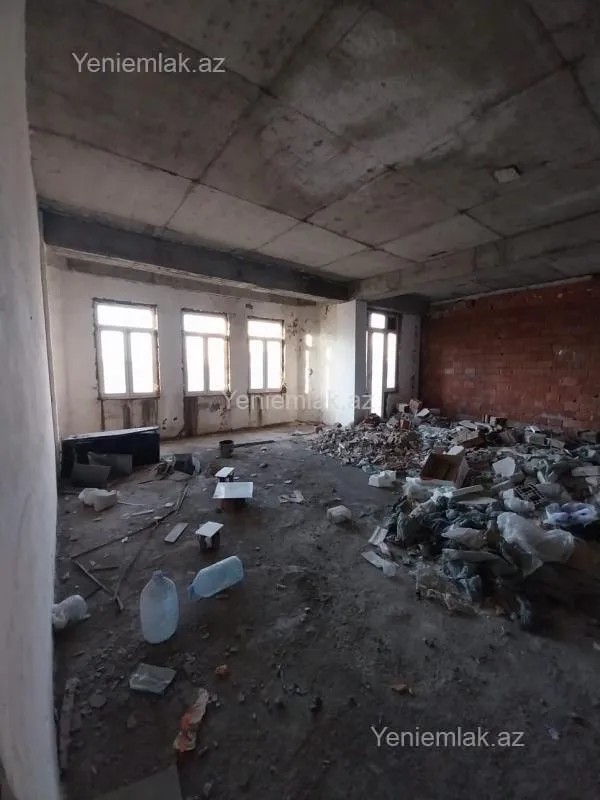 Satılır 3 otaqlı yeni tikili 150 m²