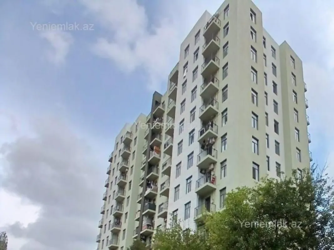 Satılır 2 otaqlı yeni tikili 82 m²