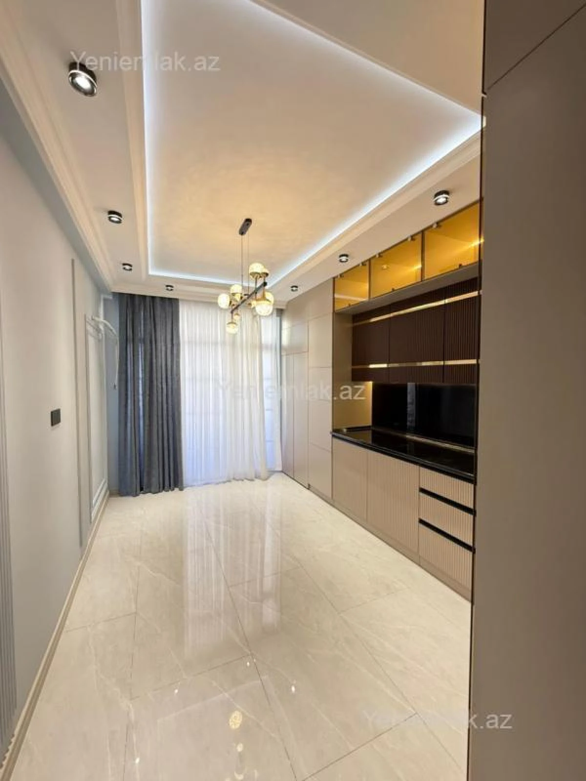 Satılır 4 otaqlı yeni tikili 135 m²