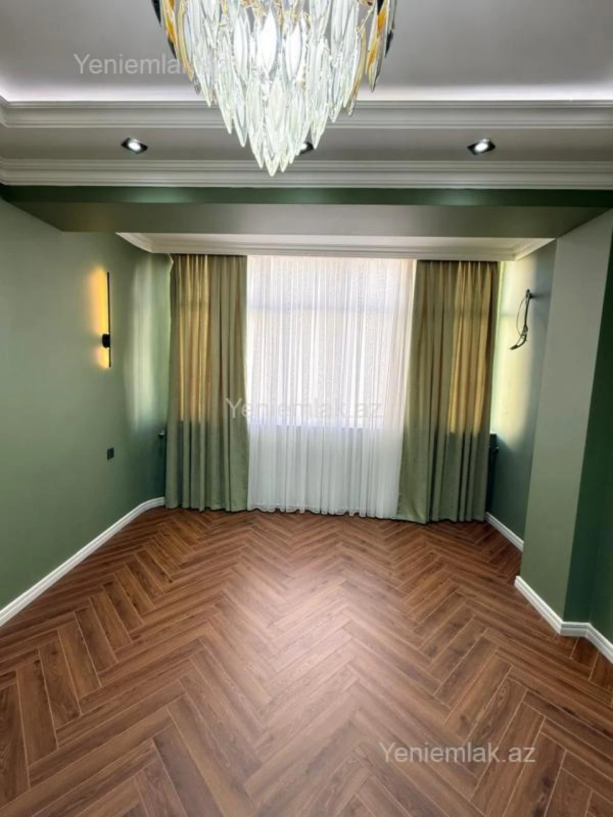 Satılır 4 otaqlı yeni tikili 135 m²