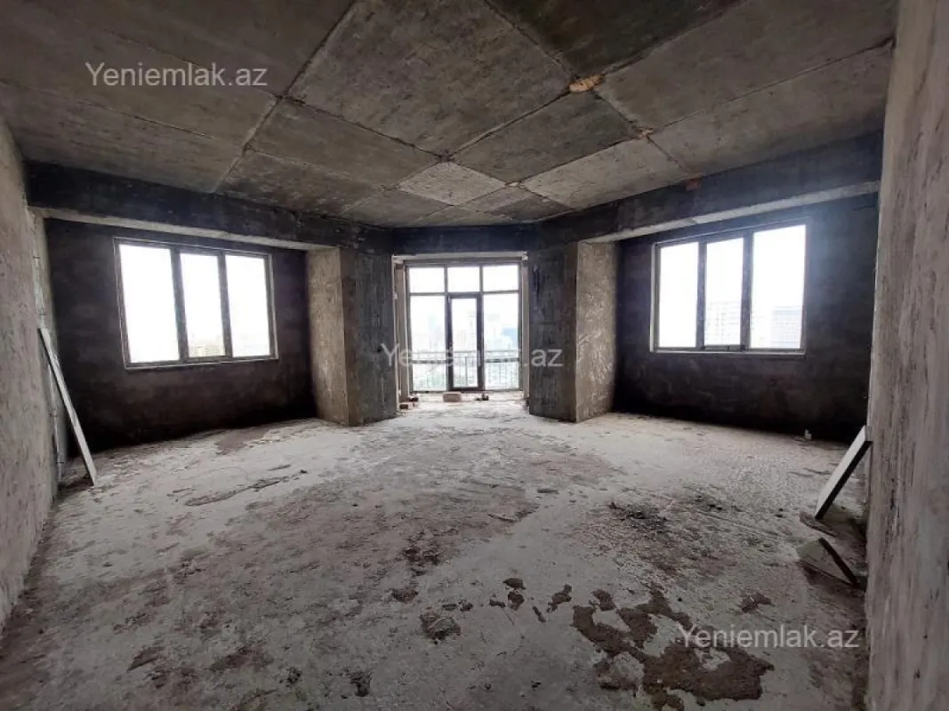 Satılır 4 otaqlı yeni tikili 184 m²