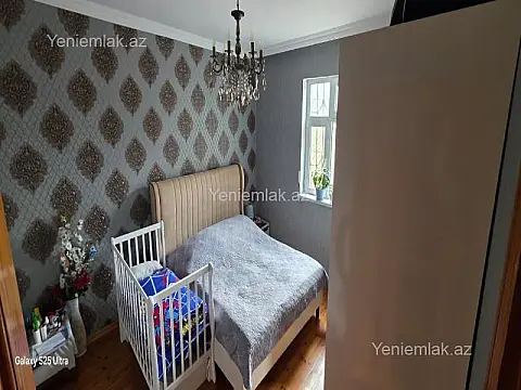 Satılır 3 otaqlı köhnə tikili 90 m²