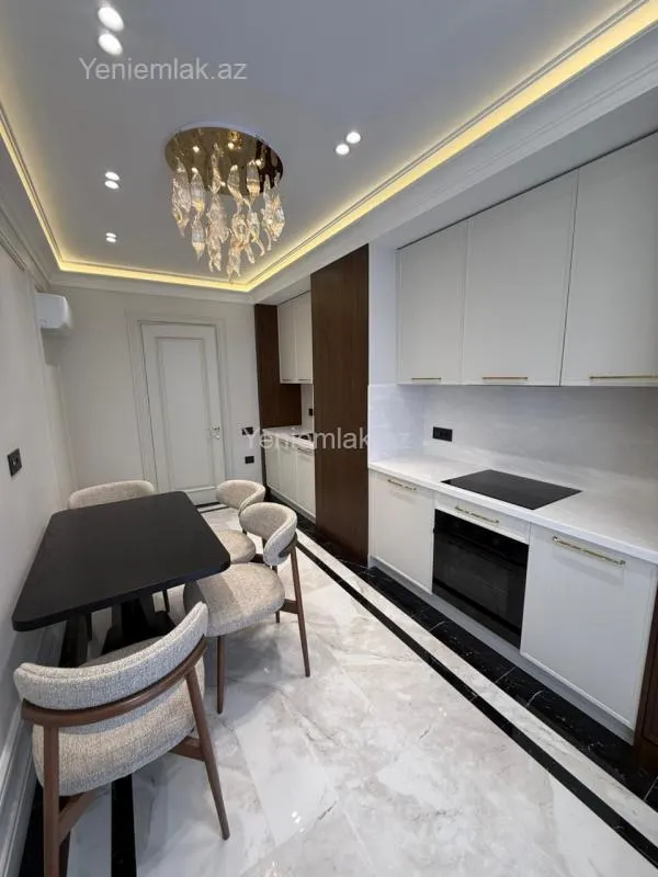 Satılır 3 otaqlı yeni tikili 124 m²