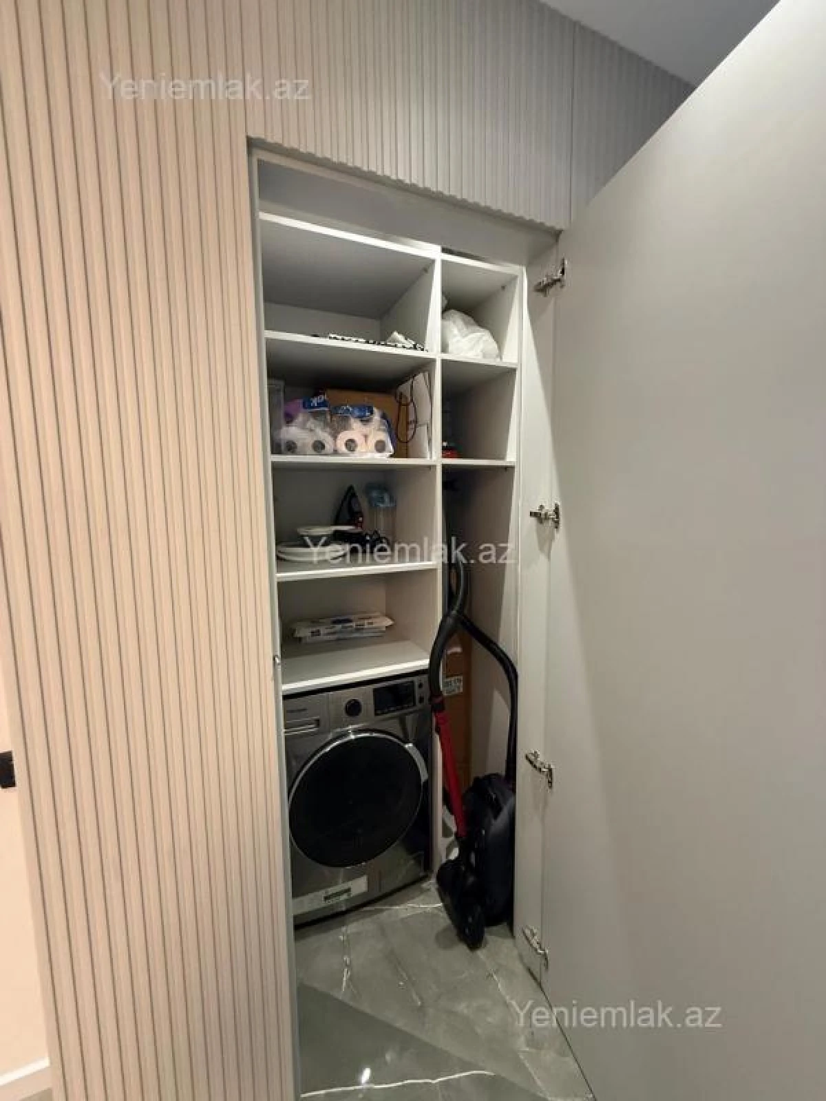 Satılır 3 otaqlı yeni tikili 135 m²