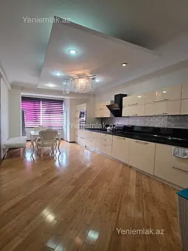 Satılır 3 otaqlı yeni tikili 131 m² — Bakı, Nizami 3 otaq 131.00 m²
